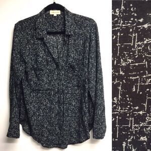 ANTHROPOLOGIE Cloth & Stone Button Front Blouse Black White Print M